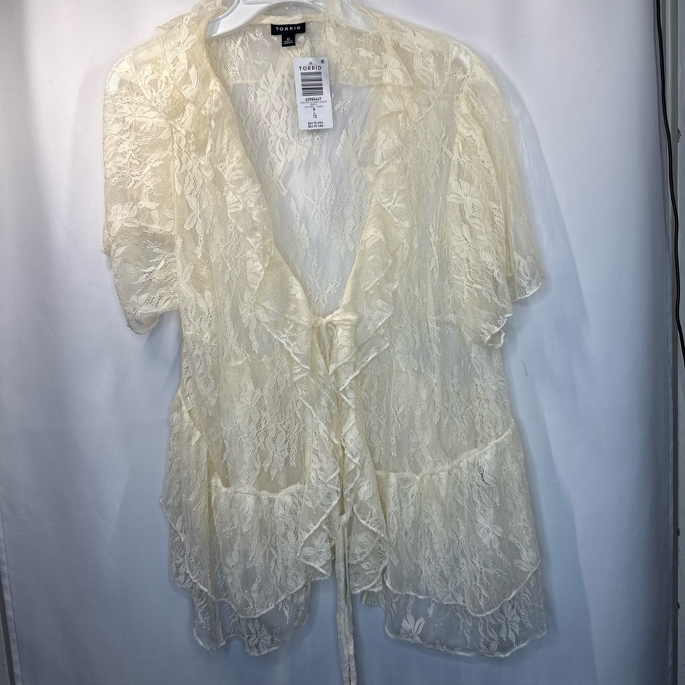 Torrid Cream Lace Blouse
